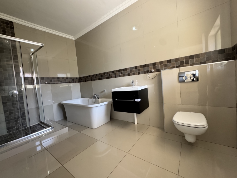 3 Bedroom Property for Sale in Wilkoppies North West